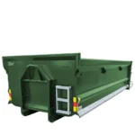 Grönt 22m3 Schaktflak med stege och reflektorer på sidan.